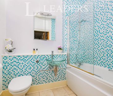 2 bedroom apartment to rent Brecon House, The Canalside, Portsmouth... - Photo 5