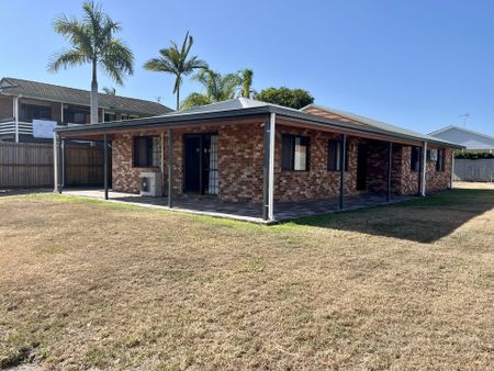 16 Prudhoe Street, 4740, East Mackay - Photo 3