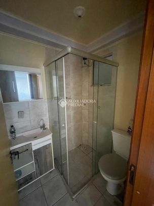 Apartamento com 2 quartos e 48m² para alugar em Olaria, Canoas. - Photo 1
