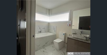 A spacious haven of serenity - Photo 5