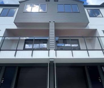 Modern Townhouse Great Location - Photo 5