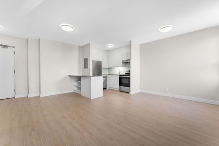 145 York St - Photo 4