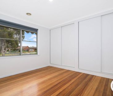 RECENTLY UPDATED 4 BEDROOM HOME! - Photo 3