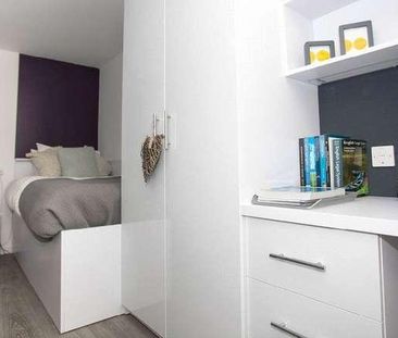 The Pavement, Popes Lane, London, W5 - Photo 2