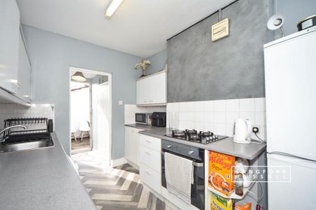 3 bedroom maisonette to rent - Photo 4