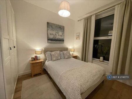 1 bedroom flat to rent - Photo 4