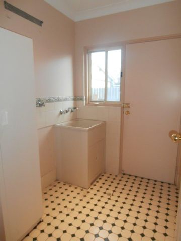 18a Scott Street, Osborne SA 5017 - House For Rent | Domain - Photo 5