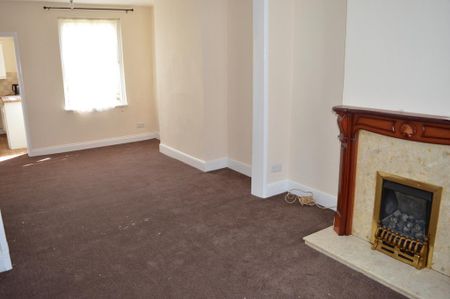 2 bedroom house to rent - Photo 2