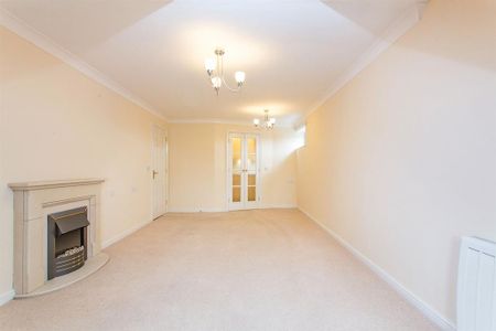 2 bedroom retirement property to rent - Photo 2