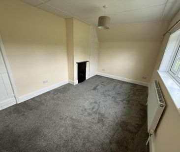 4 bedroom detached house to rent - Photo 2