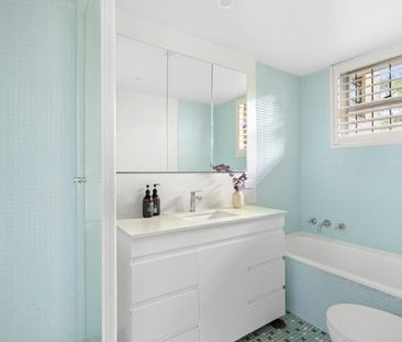 North-East Facing and Spectacular - Photo 6