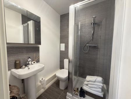 2 bedroom apartment to rent - Photo 2