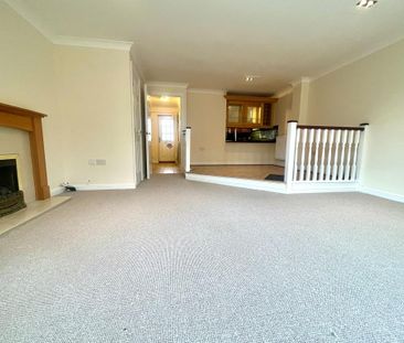 4 bedroom semi-detached house to rent - Photo 6