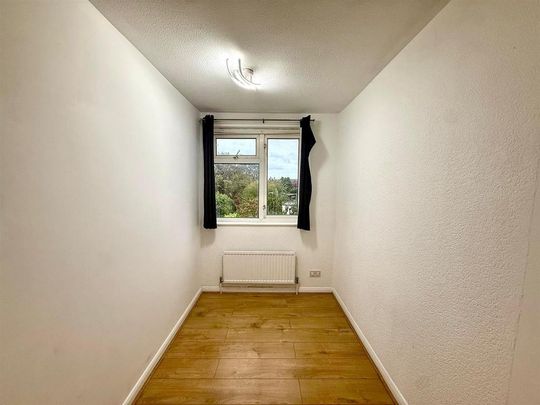 4 bedroom terraced house to rent - Photo 1