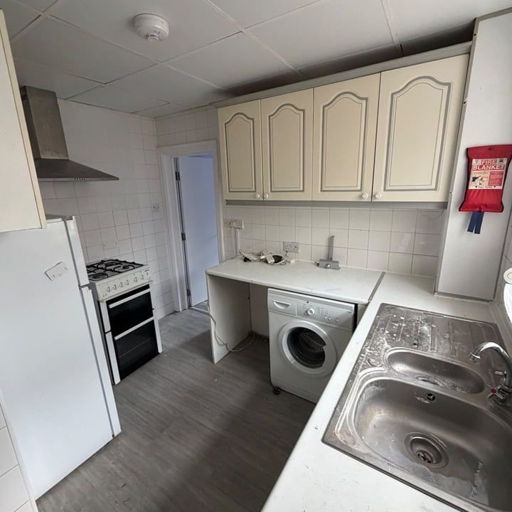 2 Bed Flat, Woodlands St, SE13 - Photo 1