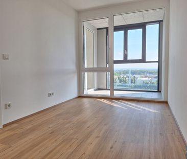 Lichtdurchflutete 2 Zimmer Wohnung mit perfekter Anbindung - Photo 1