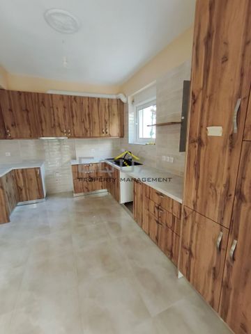 Ενοικίαση κατοικίας, 150 τ.μ., Άνοιξη, €1,300 - Photo 5