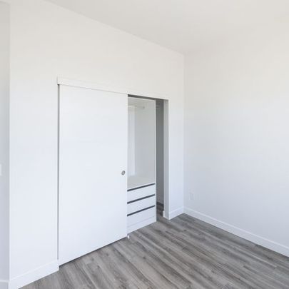 Edmonton Unfurnished townhouse Rental in West Jasper Place - Stunning Boutique Townhome located in West Jasper Place - Photo 1