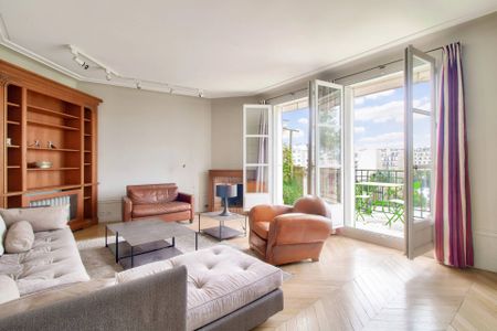 Location appartement, Paris 16ème (75016), 8 pièces, 208.54 m², ref 85032164 - Photo 4