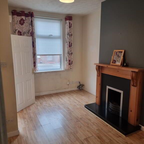 33 Grattan Street, Lurgan, BT67 9AS - Photo 1