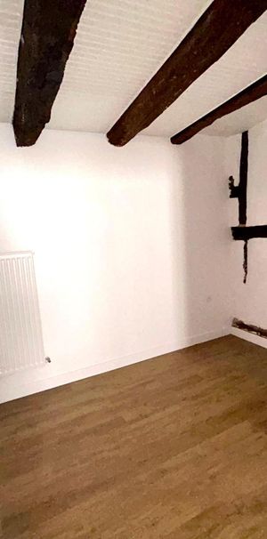 Location Appartement 1 pièce 28m² BOURG EN BRESSE 01000 - Photo 1