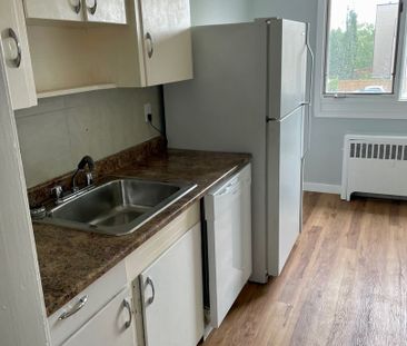 11235-117 Street - Photo 1