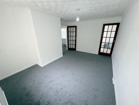 2 bedroom semi-detached house to rent - Photo 2