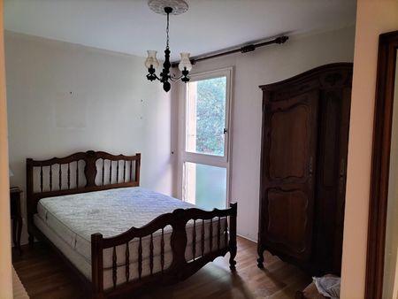 Appartement 4 pièces 83m2 MARSEILLE 9EME 1 400 euros - Photo 3