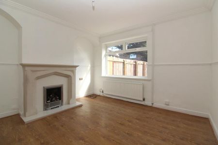 2 bedroom semi-detached house to rent - Photo 2