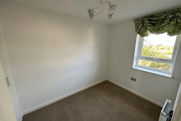 4 bedroom detached house to rent - Photo 1