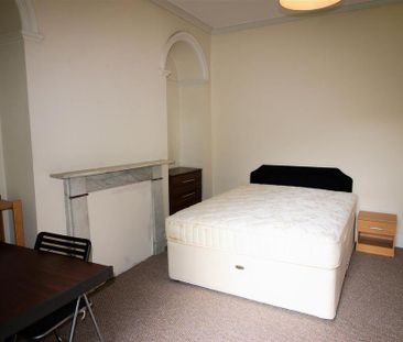 6 bedroom private hall to rent - Photo 6