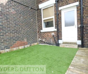 2 bedroom terraced house to rent - Photo 6