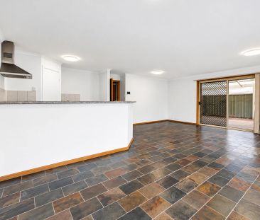 Spacious Family Living in a Convenient Paralowie Location - Photo 5