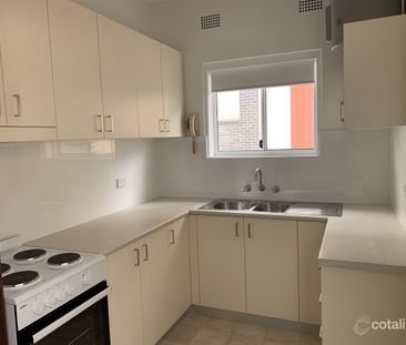 WALK TO STATION AND LOCAL TOWN CENTRE - Photo 5