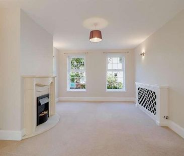 Prestbury Manor, GL52 - Photo 3