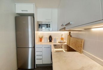 LONG TERM RENTAL. 3 bedroom penthouse apartment for rent with large own large terrace