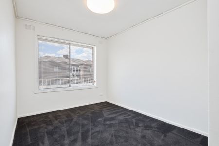 18/164 Wattletree Road, Malvern VIC 3144 - Apartment For Rent | Domain - Photo 2