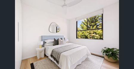 A Sun-Filled Designer Haven With A Tranquil Leafy Outlook And North-Facing Balcony - Photo 5