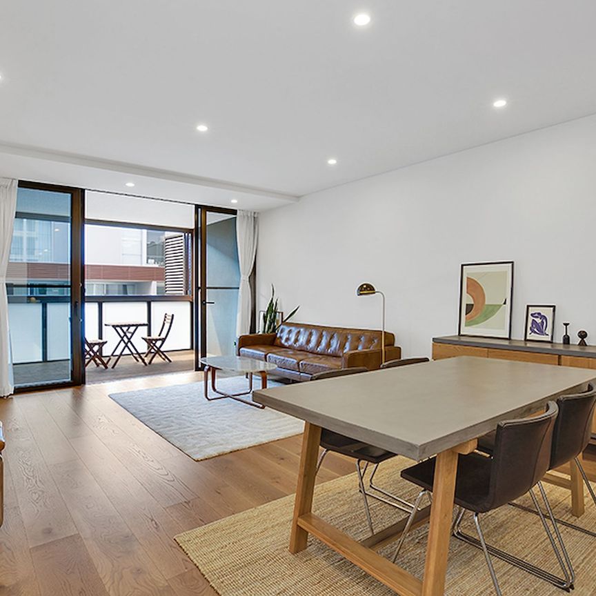 Unit 211/140 Military Road, Neutral Bay. - Photo 1