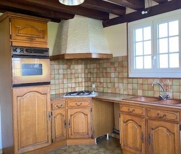 Une maison individuelle T5 avec jardin et 2 dépendances - Photo 4