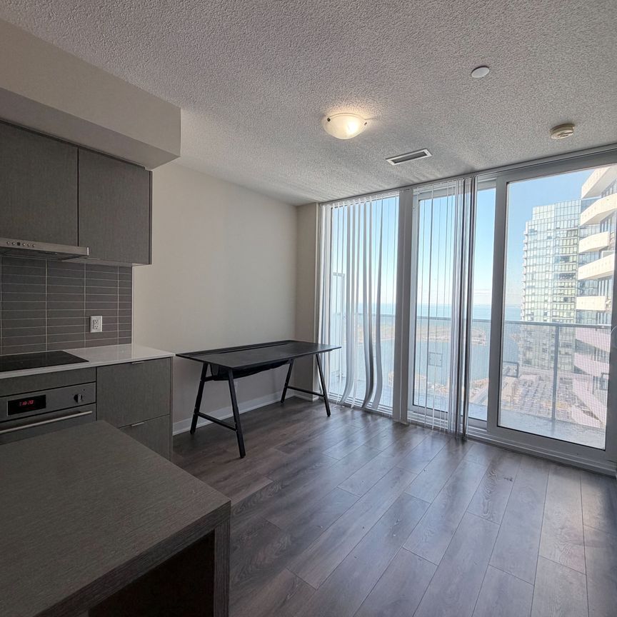 For Lease - 88 Harbour Street Unit# 6001, Toronto, Ontario - Photo 1
