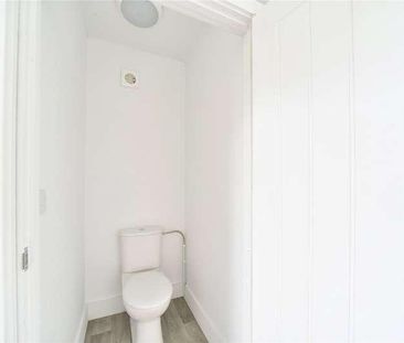 Jr, Cabin, Eldon Farm, Holywell Row, Bury St. Edmunds, Suffolk, IP28 - Photo 5