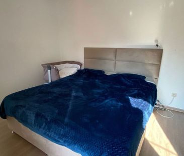 Appartement te huur in Genk voor € 940 met 2 slaapkamers - Photo 4