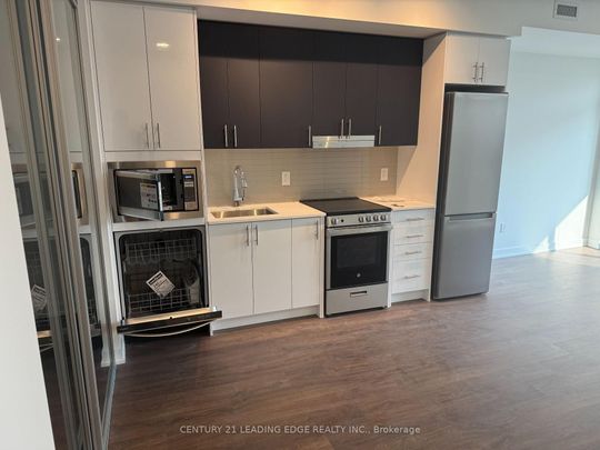 For Lease - 5081 Hurontario Street Unit# 506, Mississauga, Ontario - Photo 1