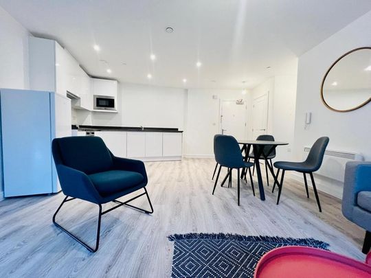 2 bedroom flat to rent - Photo 1