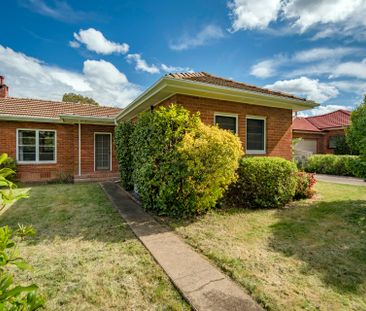 9 Frome Street, Narrabundah. - Photo 4