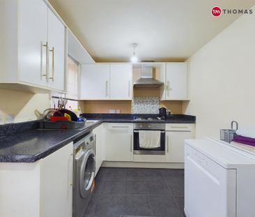 2 bedroom semi-detached house to rent - Photo 3