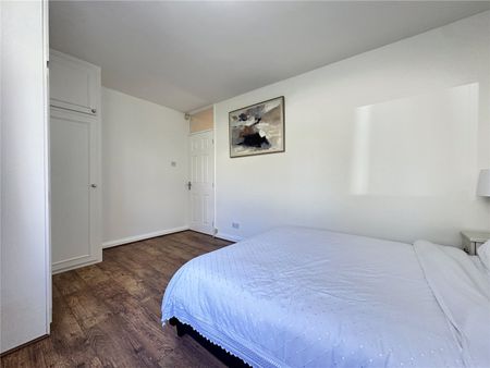 33, Woodville Court, Leeds, West Yorkshire, LS8 1JA - Photo 4