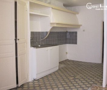 Location Appartement 1 pièce 44m² LA CIOTAT 13600 - Photo 2