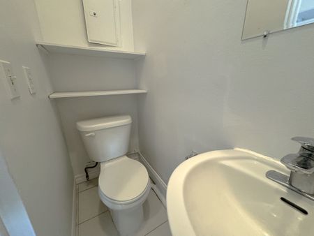 For Lease - 1158 Weston Road Unit# 3, Toronto, Ontario - Photo 4